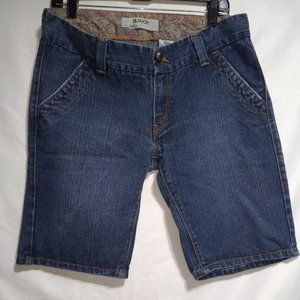 LEVI'S SLOUCH 504 WOMEN'S CAPRI JEAN SHORTS SIZE 11